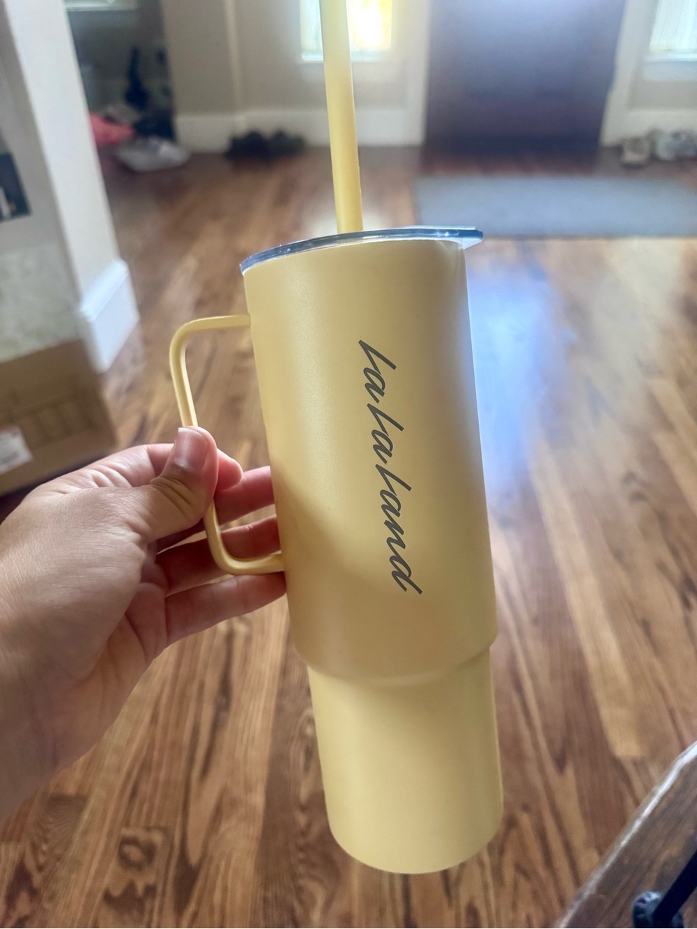La La Land Yellow Tumbler 32 Oz. Washed, never used